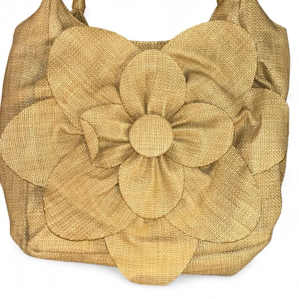 Y2K Avon Handheld Faux Straw Tote Handbag Lined w/ Magnet close Stain on inside - Picture 2 of 6